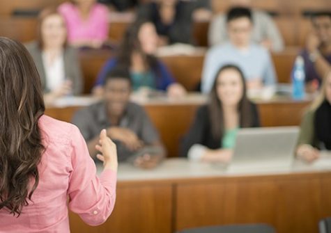 Presentation training in front of an auditorium